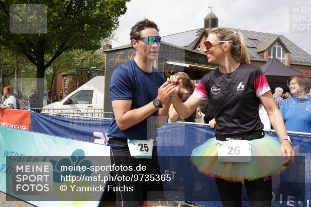 10.05.2026 - 8. Wedeler Halbmarathon Yannick Fuchs http://msf.ph/oto/9735365 10.05.2026 11:55:34 Ziel 25, 767, 987 meine-sportfotos.de