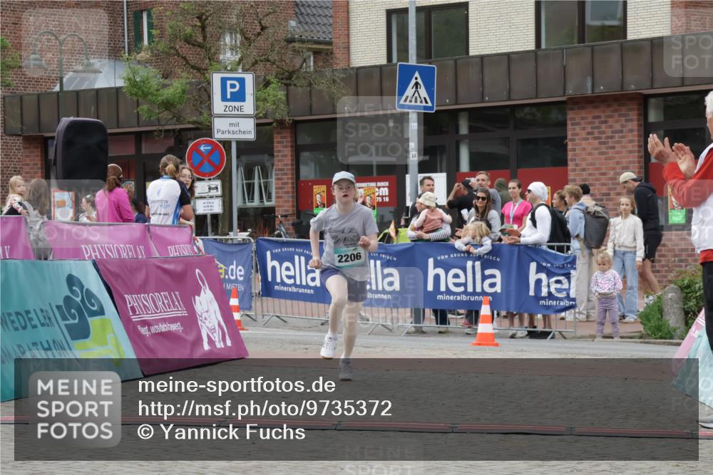10.05.2026 - 8. Wedeler Halbmarathon Yannick Fuchs http://msf.ph/oto/9735372 10.05.2026 12:49:29 Ziel 2206 meine-sportfotos.de