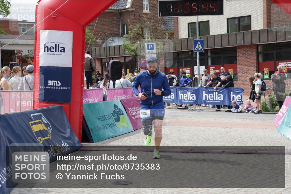 10.05.2026 - 8. Wedeler Halbmarathon Yannick Fuchs http://msf.ph/oto/9735383 10.05.2026 11:55:43 Ziel 526 meine-sportfotos.de