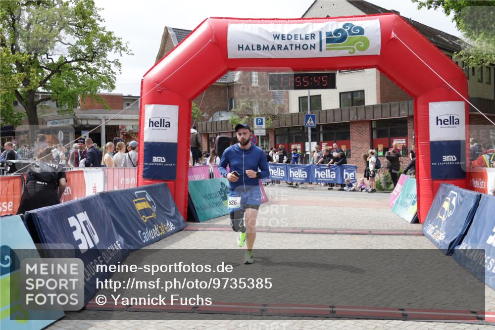 10.05.2026 - 8. Wedeler Halbmarathon Yannick Fuchs http://msf.ph/oto/9735385 10.05.2026 11:55:43 Ziel 526 meine-sportfotos.de