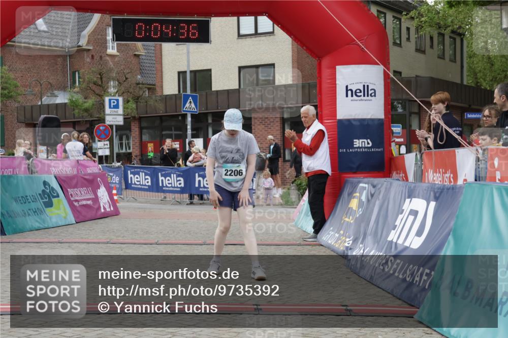 10.05.2026 - 8. Wedeler Halbmarathon Yannick Fuchs http://msf.ph/oto/9735392 10.05.2026 12:49:33 Ziel 2206 meine-sportfotos.de
