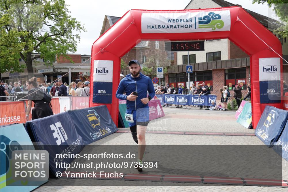 10.05.2026 - 8. Wedeler Halbmarathon Yannick Fuchs http://msf.ph/oto/9735394 10.05.2026 11:55:44 Ziel 526 meine-sportfotos.de