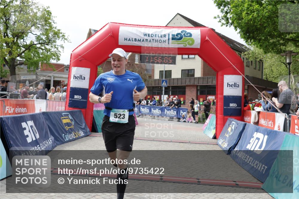 10.05.2026 - 8. Wedeler Halbmarathon Yannick Fuchs http://msf.ph/oto/9735422 10.05.2026 11:56:04 Ziel 523 meine-sportfotos.de