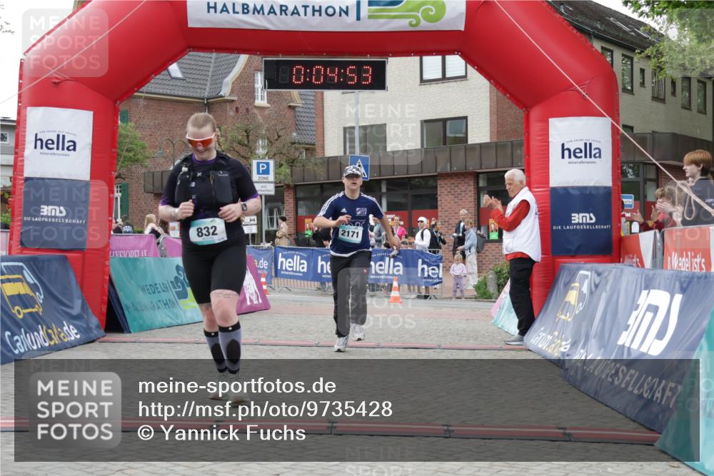 10.05.2026 - 8. Wedeler Halbmarathon Yannick Fuchs http://msf.ph/oto/9735428 10.05.2026 12:49:49 Ziel 832, 2171 meine-sportfotos.de
