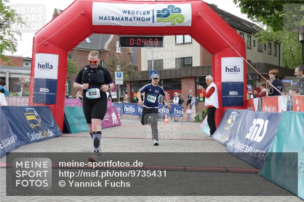 10.05.2026 - 8. Wedeler Halbmarathon Yannick Fuchs http://msf.ph/oto/9735431 10.05.2026 12:49:49 Ziel 832, 2171 meine-sportfotos.de
