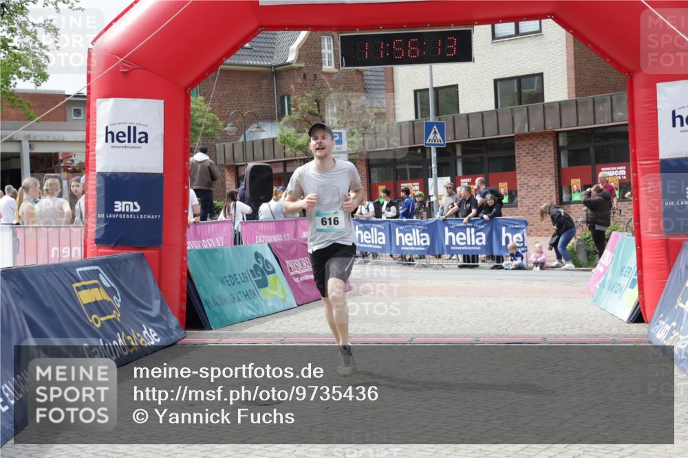 10.05.2026 - 8. Wedeler Halbmarathon Yannick Fuchs http://msf.ph/oto/9735436 10.05.2026 11:56:11 Ziel 616 meine-sportfotos.de