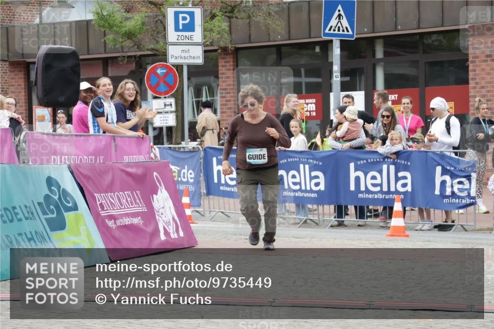 10.05.2026 - 8. Wedeler Halbmarathon Yannick Fuchs http://msf.ph/oto/9735449 10.05.2026 12:49:56 Ziel 2171 meine-sportfotos.de