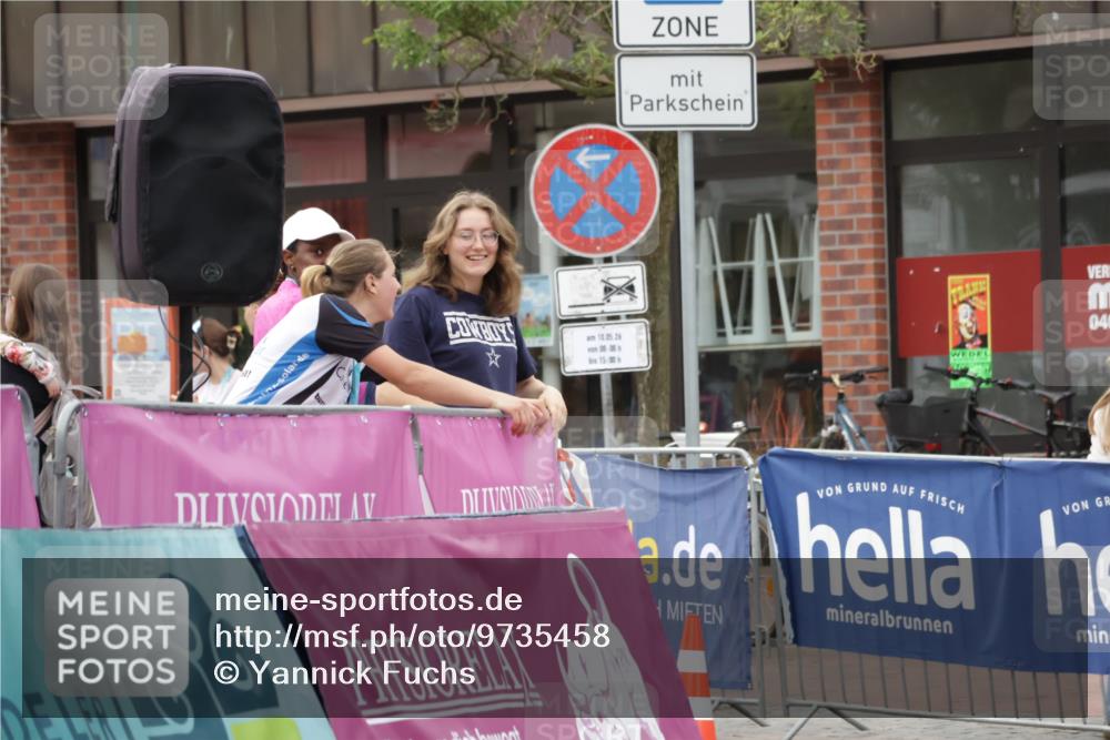 10.05.2026 - 8. Wedeler Halbmarathon Yannick Fuchs http://msf.ph/oto/9735458 10.05.2026 12:50:07 Ziel  meine-sportfotos.de