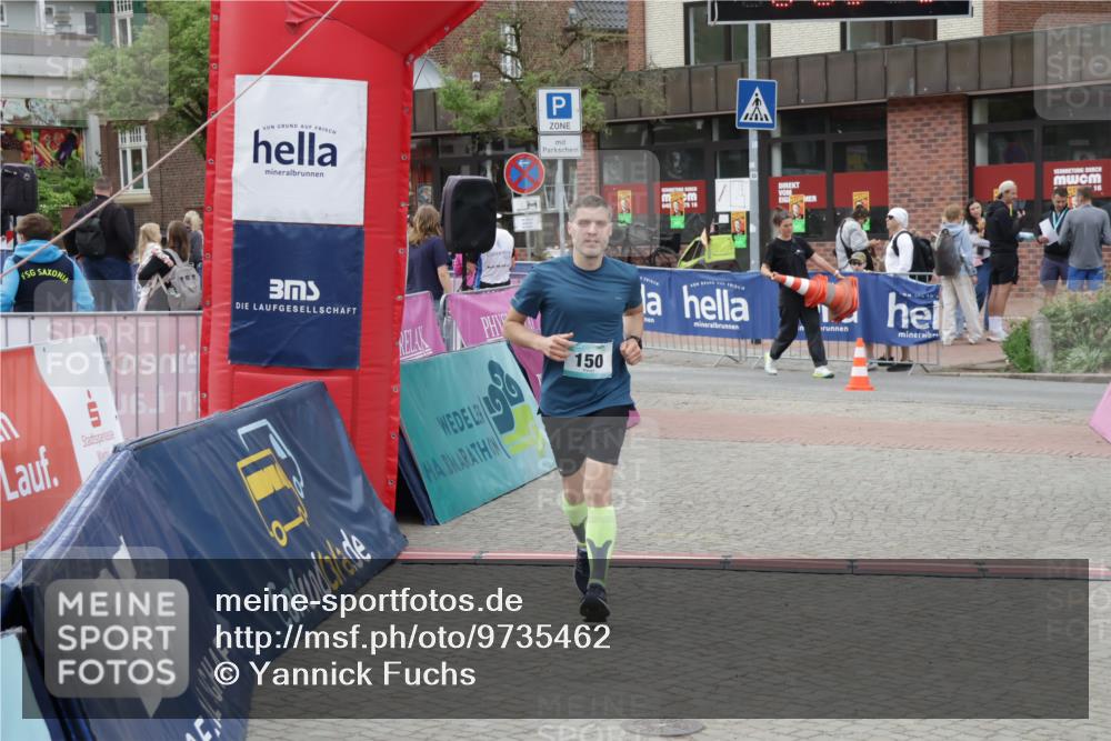 10.05.2026 - 8. Wedeler Halbmarathon Yannick Fuchs http://msf.ph/oto/9735462 10.05.2026 12:50:38 Ziel 150 meine-sportfotos.de
