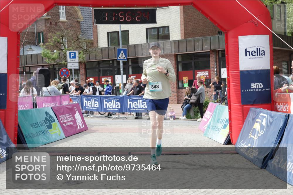 10.05.2026 - 8. Wedeler Halbmarathon Yannick Fuchs http://msf.ph/oto/9735464 10.05.2026 11:56:23 Ziel 848, 2174 meine-sportfotos.de