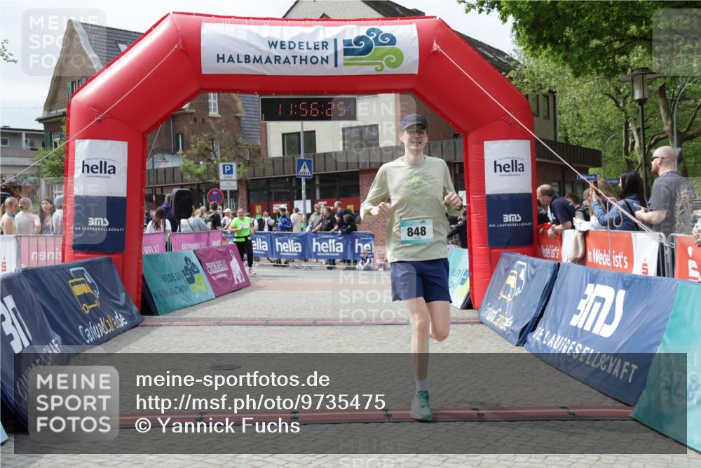 10.05.2026 - 8. Wedeler Halbmarathon Yannick Fuchs http://msf.ph/oto/9735475 10.05.2026 11:56:24 Ziel 848, 2174 meine-sportfotos.de