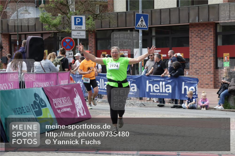 10.05.2026 - 8. Wedeler Halbmarathon Yannick Fuchs http://msf.ph/oto/9735480 10.05.2026 11:56:26 Ziel 116, 746, 848, 2174 meine-sportfotos.de