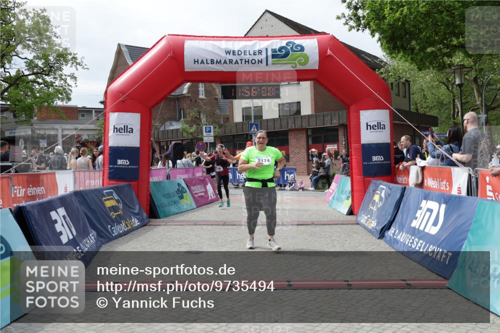 10.05.2026 - 8. Wedeler Halbmarathon Yannick Fuchs http://msf.ph/oto/9735494 10.05.2026 11:56:28 Ziel 116, 746, 848, 2039, 2174 meine-sportfotos.de