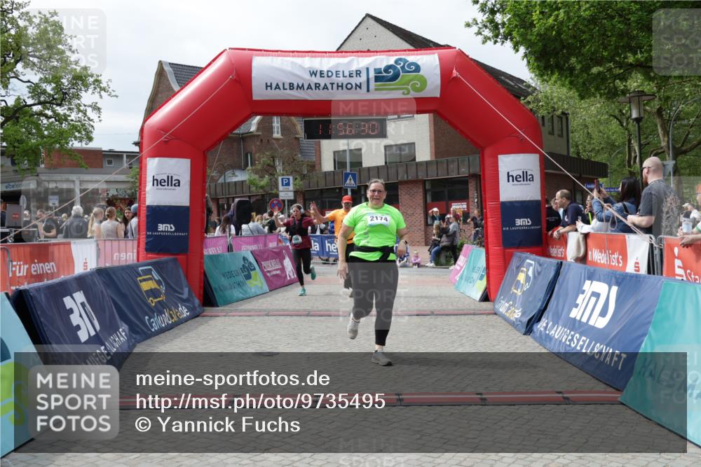 10.05.2026 - 8. Wedeler Halbmarathon Yannick Fuchs http://msf.ph/oto/9735495 10.05.2026 11:56:29 Ziel 116, 746, 2039, 2174 meine-sportfotos.de