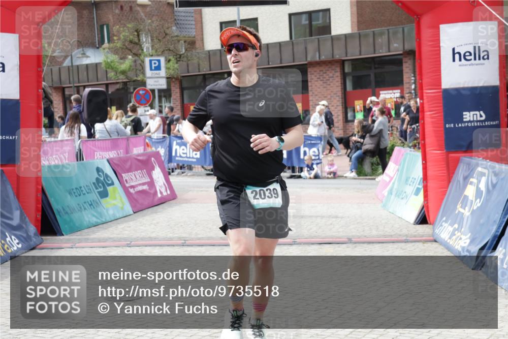 10.05.2026 - 8. Wedeler Halbmarathon Yannick Fuchs http://msf.ph/oto/9735518 10.05.2026 11:56:34 Ziel 116, 538, 746, 2039, 2136 meine-sportfotos.de