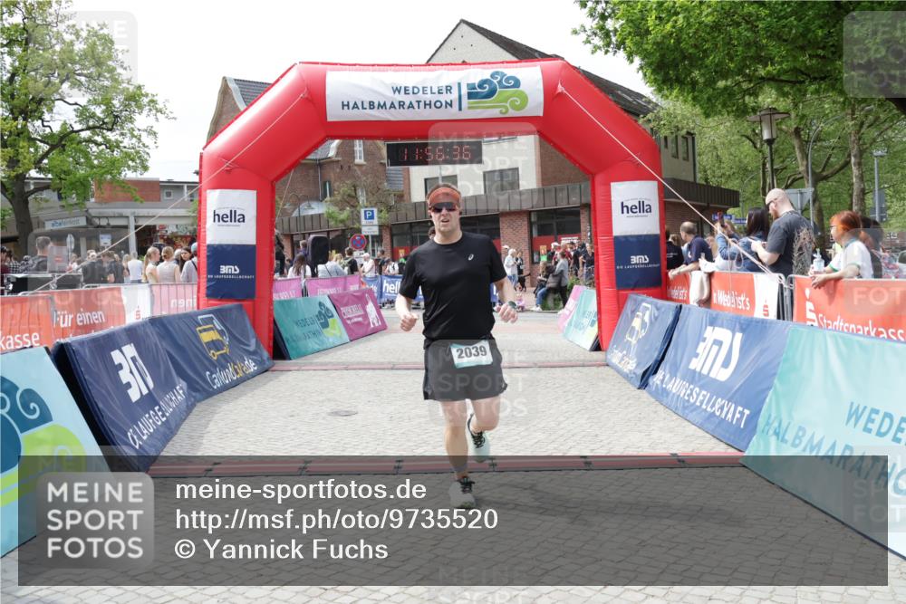 10.05.2026 - 8. Wedeler Halbmarathon Yannick Fuchs http://msf.ph/oto/9735520 10.05.2026 11:56:34 Ziel 116, 538, 746, 2039, 2136 meine-sportfotos.de