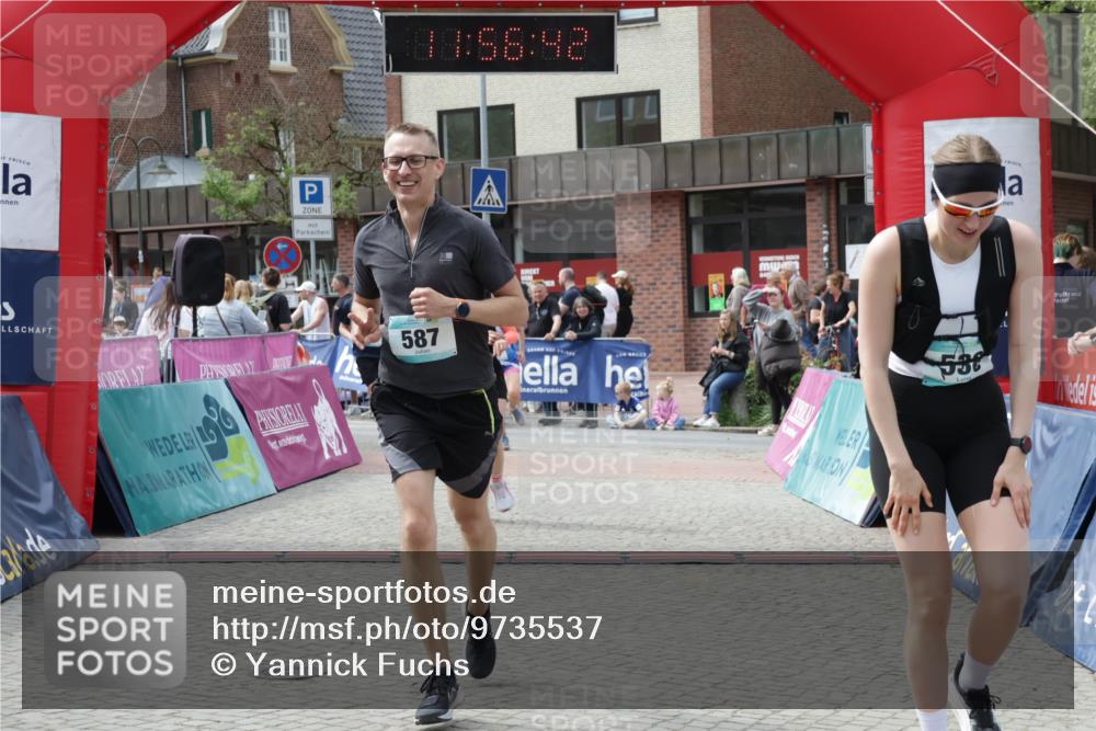 10.05.2026 - 8. Wedeler Halbmarathon Yannick Fuchs http://msf.ph/oto/9735537 10.05.2026 11:56:40 Ziel 361, 538, 587, 747, 2061, 2136 meine-sportfotos.de