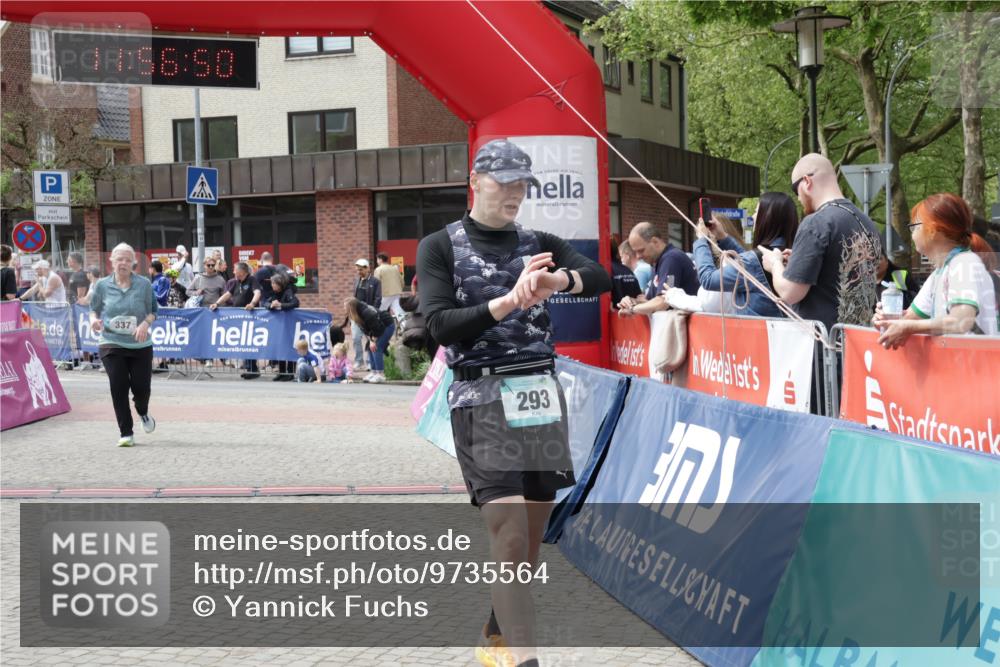 10.05.2026 - 8. Wedeler Halbmarathon Yannick Fuchs http://msf.ph/oto/9735564 10.05.2026 11:56:48 Ziel 293, 337, 361, 700, 2061 meine-sportfotos.de