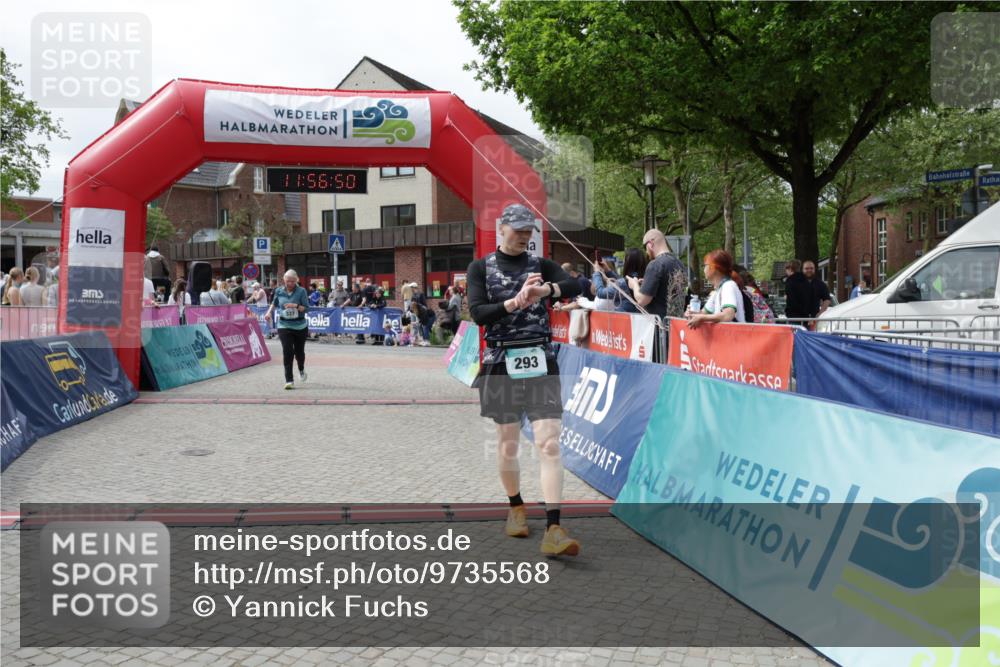10.05.2026 - 8. Wedeler Halbmarathon Yannick Fuchs http://msf.ph/oto/9735568 10.05.2026 11:56:48 Ziel 293, 337, 361, 700, 2061 meine-sportfotos.de