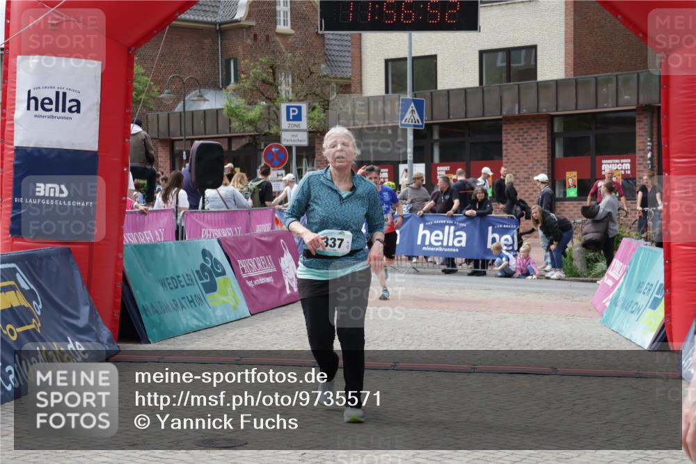 10.05.2026 - 8. Wedeler Halbmarathon Yannick Fuchs http://msf.ph/oto/9735571 10.05.2026 11:56:50 Ziel 293, 337, 700 meine-sportfotos.de