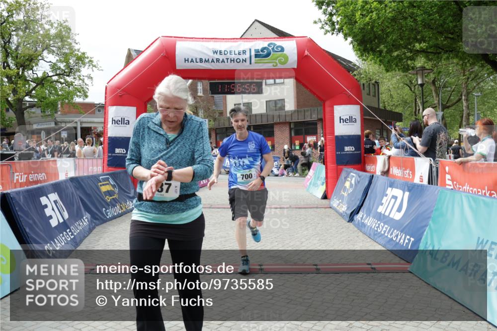 10.05.2026 - 8. Wedeler Halbmarathon Yannick Fuchs http://msf.ph/oto/9735585 10.05.2026 11:56:54 Ziel 337, 700 meine-sportfotos.de