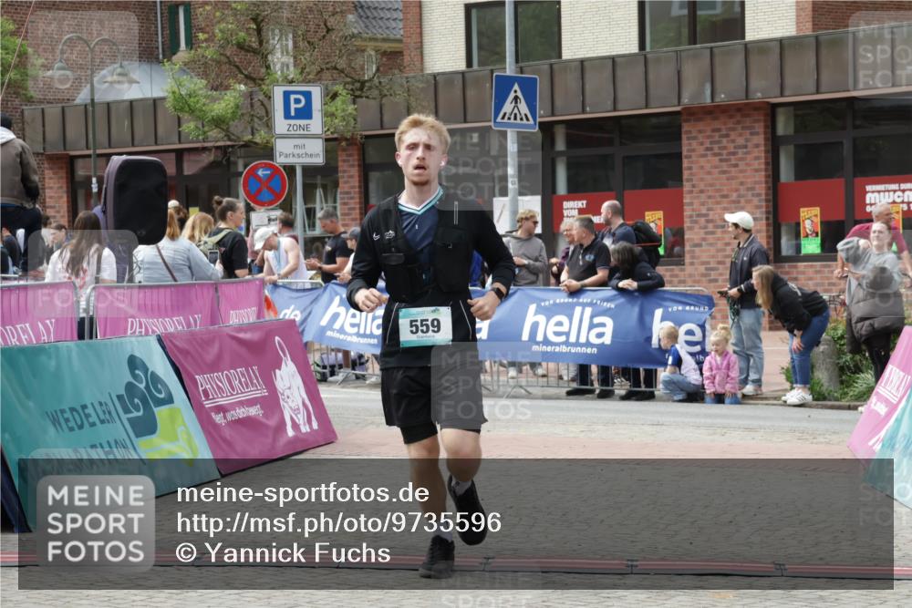 10.05.2026 - 8. Wedeler Halbmarathon Yannick Fuchs http://msf.ph/oto/9735596 10.05.2026 11:57:02 Ziel 559 meine-sportfotos.de