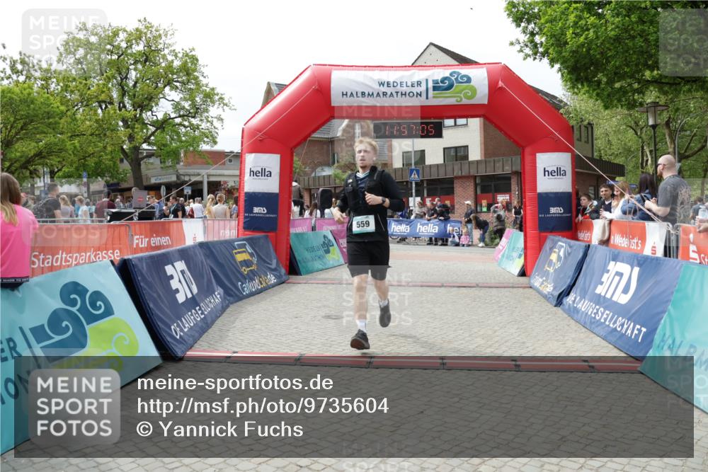 10.05.2026 - 8. Wedeler Halbmarathon Yannick Fuchs http://msf.ph/oto/9735604 10.05.2026 11:57:03 Ziel 559 meine-sportfotos.de