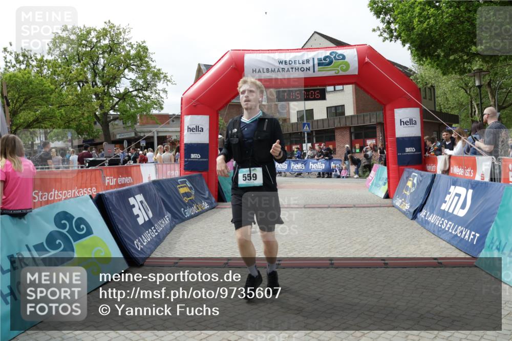 10.05.2026 - 8. Wedeler Halbmarathon Yannick Fuchs http://msf.ph/oto/9735607 10.05.2026 11:57:04 Ziel 559 meine-sportfotos.de