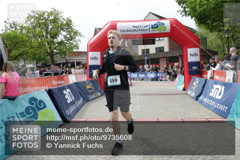10.05.2026 - 8. Wedeler Halbmarathon Yannick Fuchs http://msf.ph/oto/9735608 10.05.2026 11:57:04 Ziel 559 meine-sportfotos.de