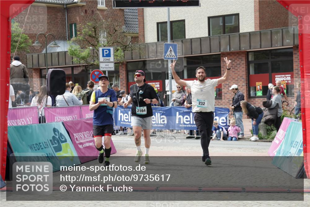 10.05.2026 - 8. Wedeler Halbmarathon Yannick Fuchs http://msf.ph/oto/9735617 10.05.2026 11:57:08 Ziel 232, 250, 559, 2164 meine-sportfotos.de