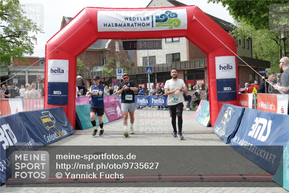 10.05.2026 - 8. Wedeler Halbmarathon Yannick Fuchs http://msf.ph/oto/9735627 10.05.2026 11:57:09 Ziel 232, 250, 2164 meine-sportfotos.de