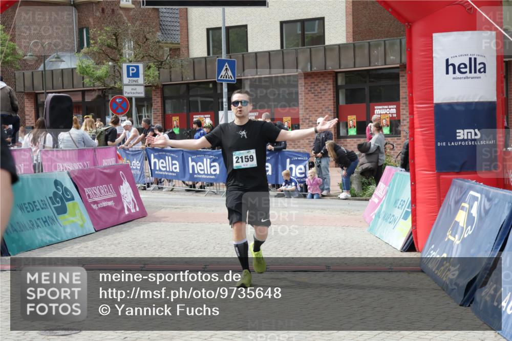 10.05.2026 - 8. Wedeler Halbmarathon Yannick Fuchs http://msf.ph/oto/9735648 10.05.2026 11:57:14 Ziel 232, 250, 2159, 2164 meine-sportfotos.de