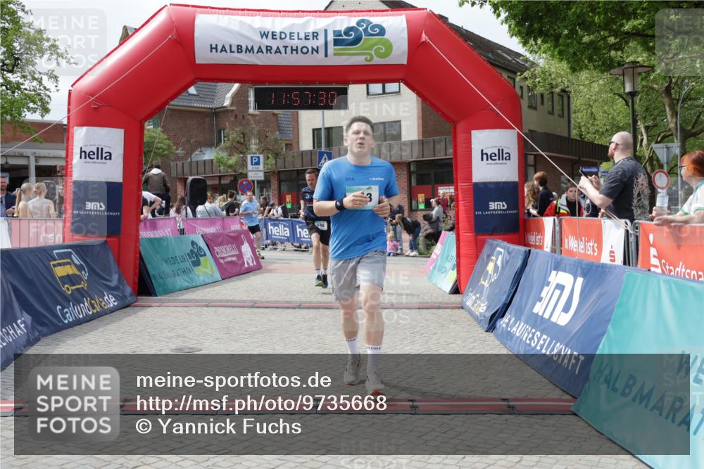 10.05.2026 - 8. Wedeler Halbmarathon Yannick Fuchs http://msf.ph/oto/9735668 10.05.2026 11:57:28 Ziel 513, 588, 999 meine-sportfotos.de