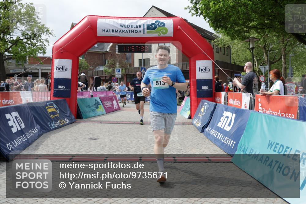 10.05.2026 - 8. Wedeler Halbmarathon Yannick Fuchs http://msf.ph/oto/9735671 10.05.2026 11:57:29 Ziel 513, 588, 999 meine-sportfotos.de