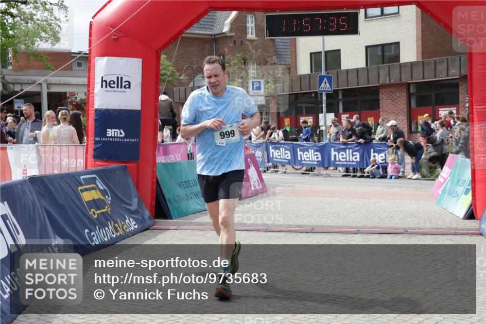 10.05.2026 - 8. Wedeler Halbmarathon Yannick Fuchs http://msf.ph/oto/9735683 10.05.2026 11:57:33 Ziel 588, 999 meine-sportfotos.de