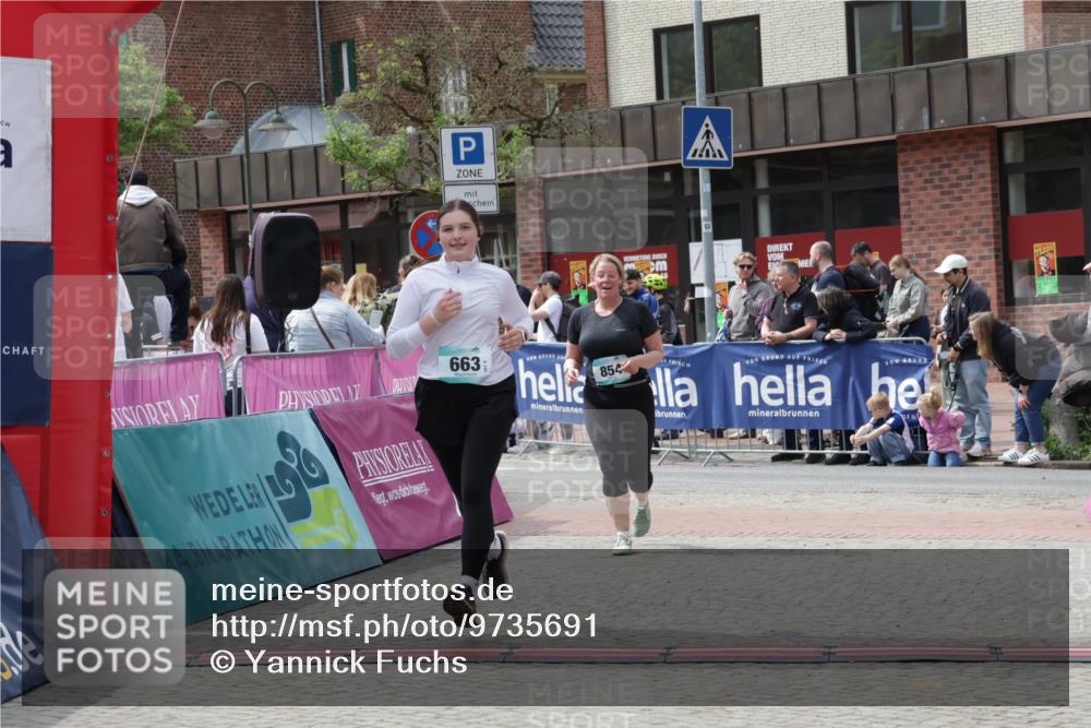 10.05.2026 - 8. Wedeler Halbmarathon Yannick Fuchs http://msf.ph/oto/9735691 10.05.2026 11:57:38 Ziel 611, 663, 854, 999 meine-sportfotos.de