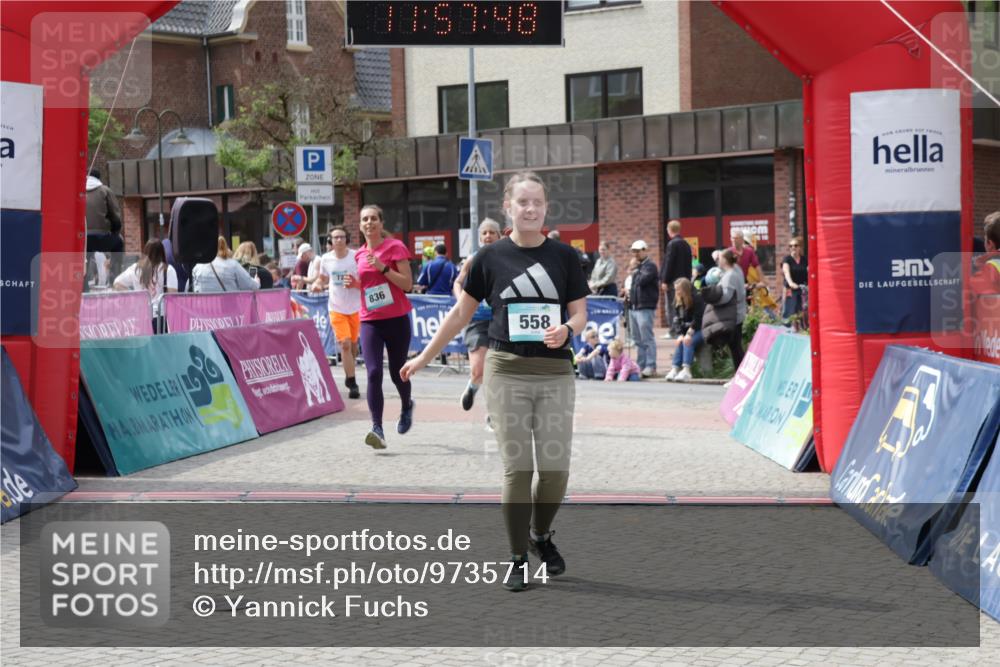 10.05.2026 - 8. Wedeler Halbmarathon Yannick Fuchs http://msf.ph/oto/9735714 10.05.2026 11:57:47 Ziel 558, 611, 723, 836, 972 meine-sportfotos.de