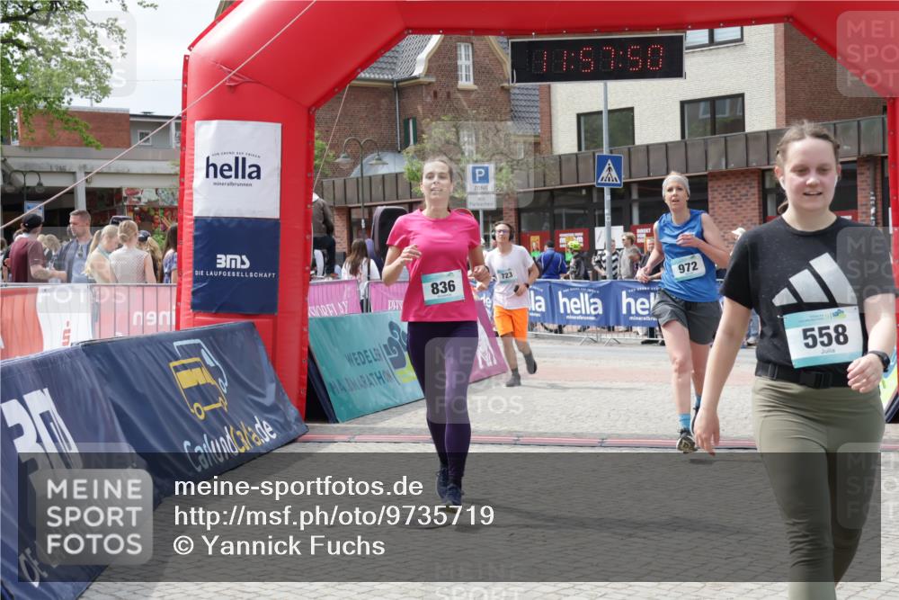 10.05.2026 - 8. Wedeler Halbmarathon Yannick Fuchs http://msf.ph/oto/9735719 10.05.2026 11:57:48 Ziel 558, 611, 723, 836, 972 meine-sportfotos.de