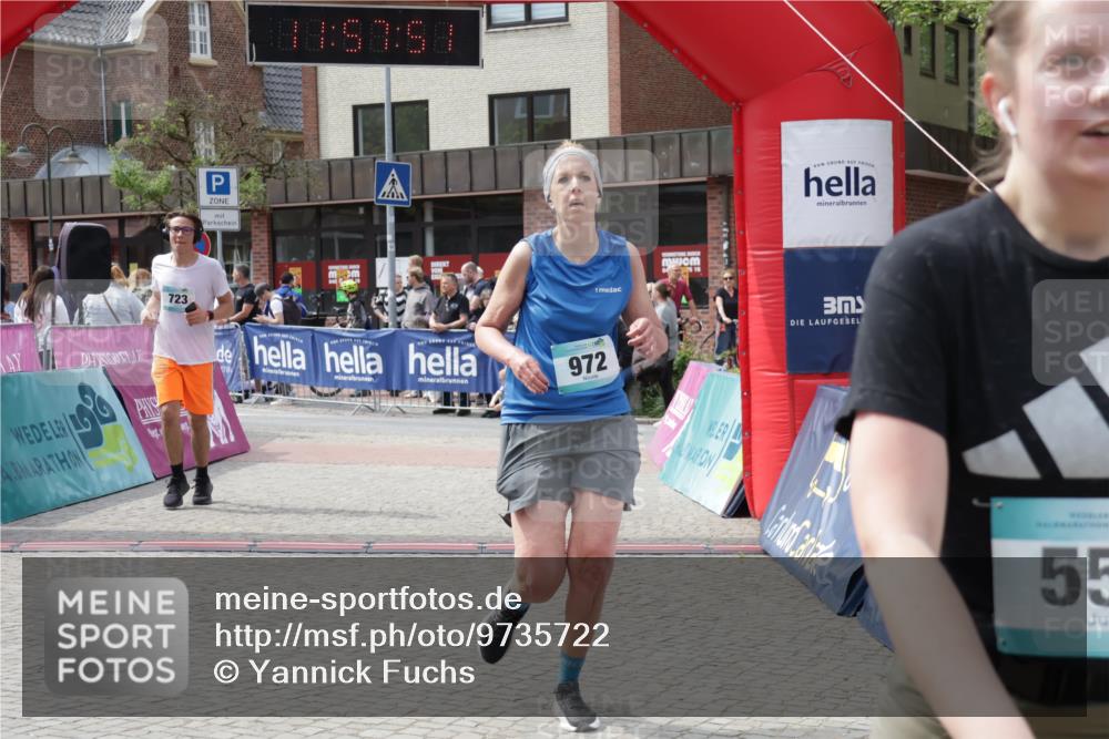 10.05.2026 - 8. Wedeler Halbmarathon Yannick Fuchs http://msf.ph/oto/9735722 10.05.2026 11:57:50 Ziel 558, 723, 836, 972 meine-sportfotos.de
