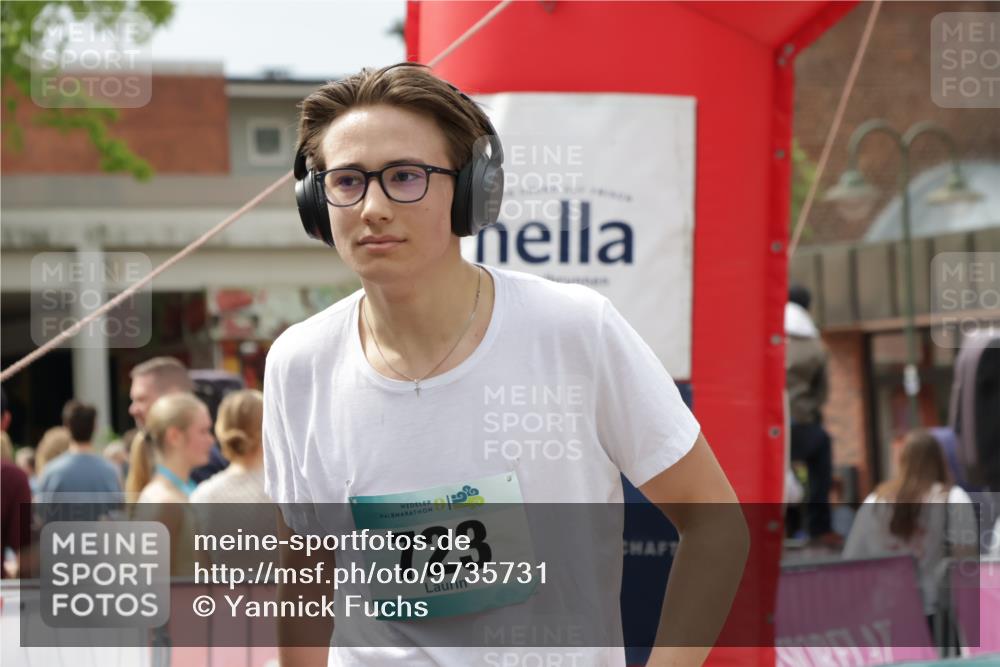 10.05.2026 - 8. Wedeler Halbmarathon Yannick Fuchs http://msf.ph/oto/9735731 10.05.2026 11:57:54 Ziel 723, 972 meine-sportfotos.de