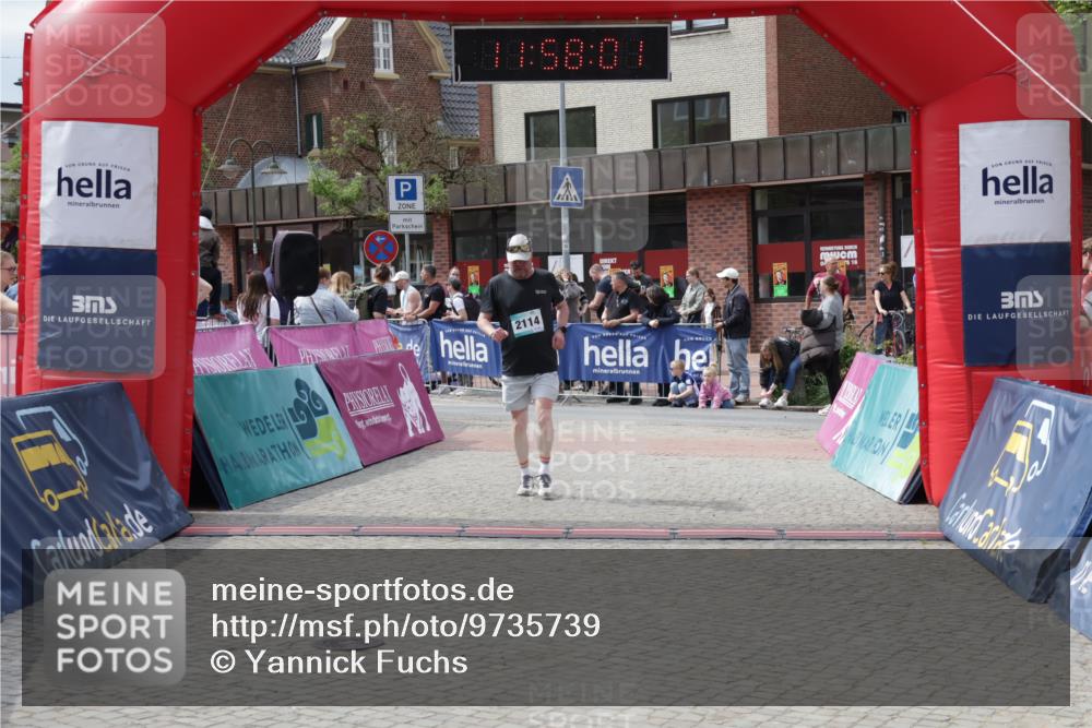10.05.2026 - 8. Wedeler Halbmarathon Yannick Fuchs http://msf.ph/oto/9735739 10.05.2026 11:57:59 Ziel 2114, 2204 meine-sportfotos.de