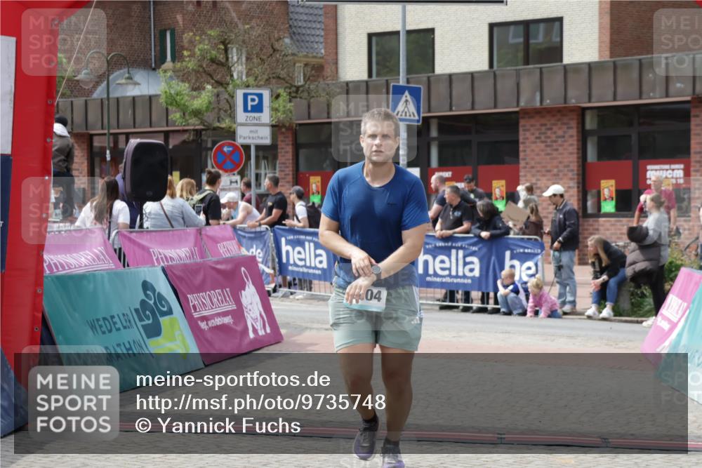 10.05.2026 - 8. Wedeler Halbmarathon Yannick Fuchs http://msf.ph/oto/9735748 10.05.2026 11:58:04 Ziel 2114, 2204 meine-sportfotos.de