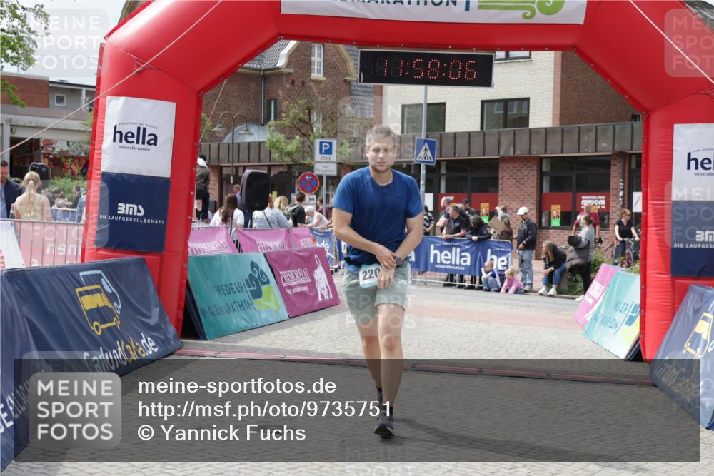 10.05.2026 - 8. Wedeler Halbmarathon Yannick Fuchs http://msf.ph/oto/9735751 10.05.2026 11:58:04 Ziel 2114, 2204 meine-sportfotos.de