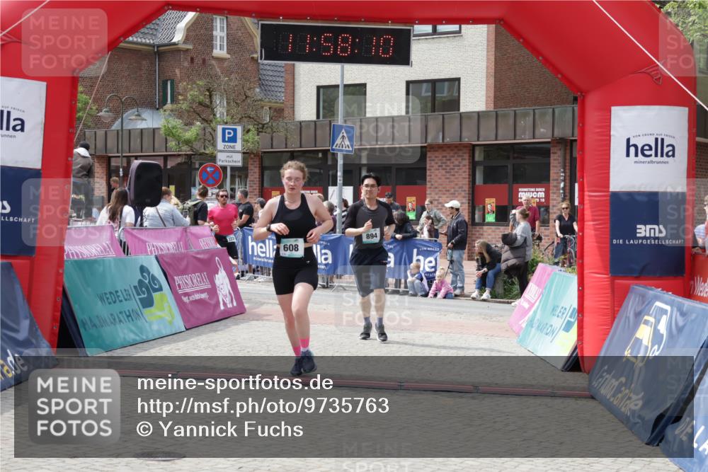 10.05.2026 - 8. Wedeler Halbmarathon Yannick Fuchs http://msf.ph/oto/9735763 10.05.2026 11:58:09 Ziel 608, 894, 2204, 2231 meine-sportfotos.de