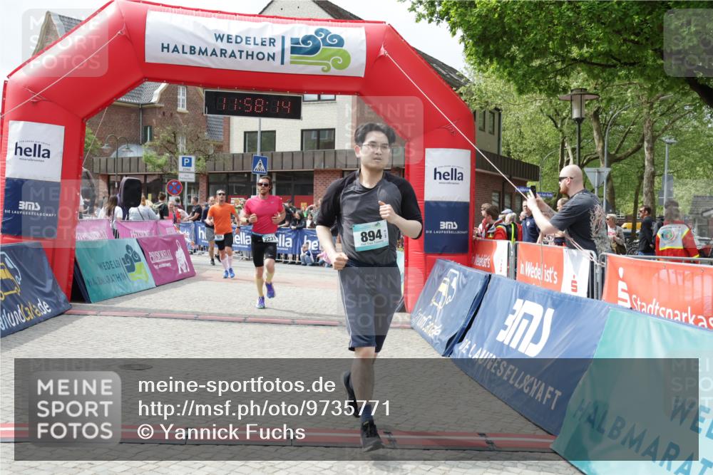 10.05.2026 - 8. Wedeler Halbmarathon Yannick Fuchs http://msf.ph/oto/9735771 10.05.2026 11:58:12 Ziel 297, 324, 608, 894, 1008, 2231 meine-sportfotos.de