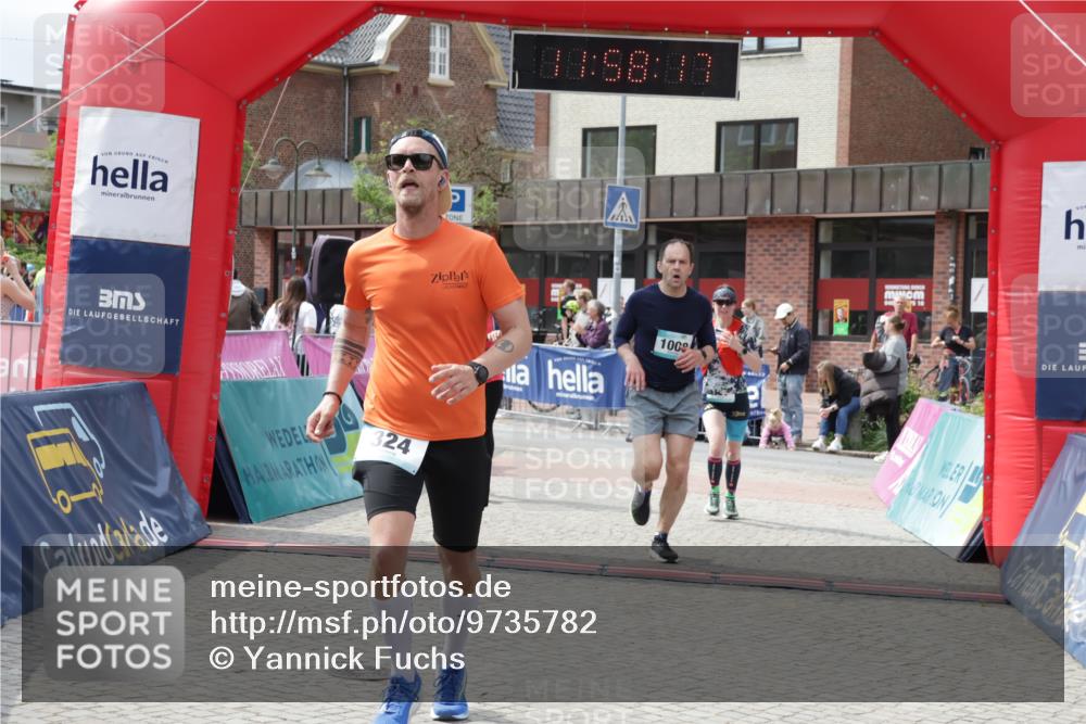 10.05.2026 - 8. Wedeler Halbmarathon Yannick Fuchs http://msf.ph/oto/9735782 10.05.2026 11:58:15 Ziel 297, 324, 608, 894, 1008, 1043, 2231 meine-sportfotos.de