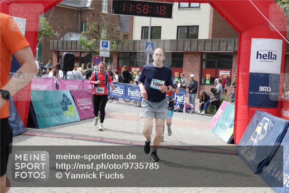 10.05.2026 - 8. Wedeler Halbmarathon Yannick Fuchs http://msf.ph/oto/9735785 10.05.2026 11:58:16 Ziel 37, 297, 324, 894, 1008, 1043, 2231 meine-sportfotos.de