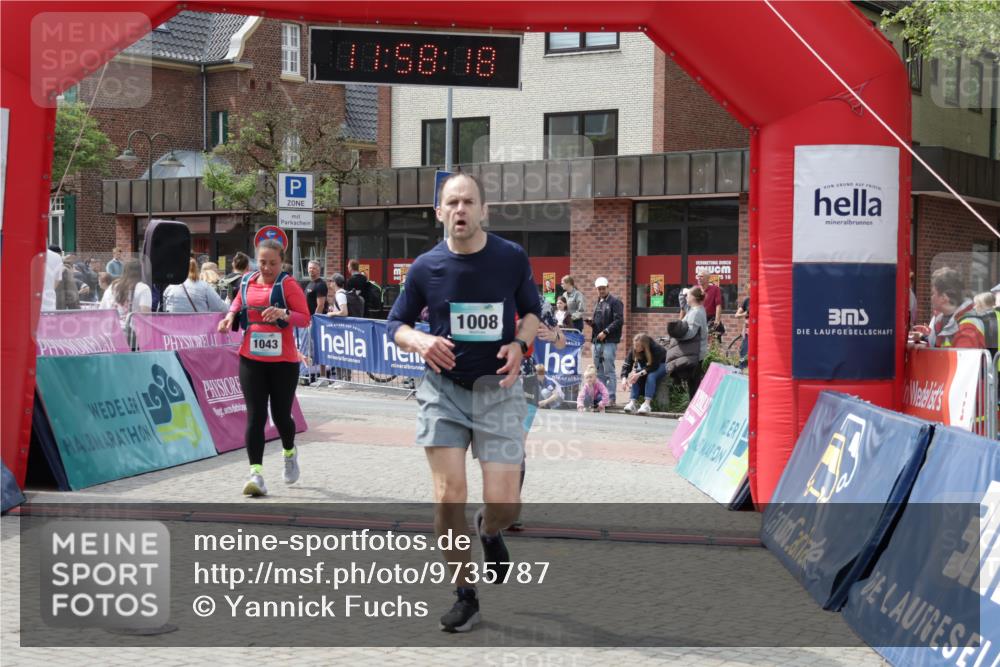 10.05.2026 - 8. Wedeler Halbmarathon Yannick Fuchs http://msf.ph/oto/9735787 10.05.2026 11:58:16 Ziel 37, 297, 324, 894, 1008, 1043, 2231 meine-sportfotos.de