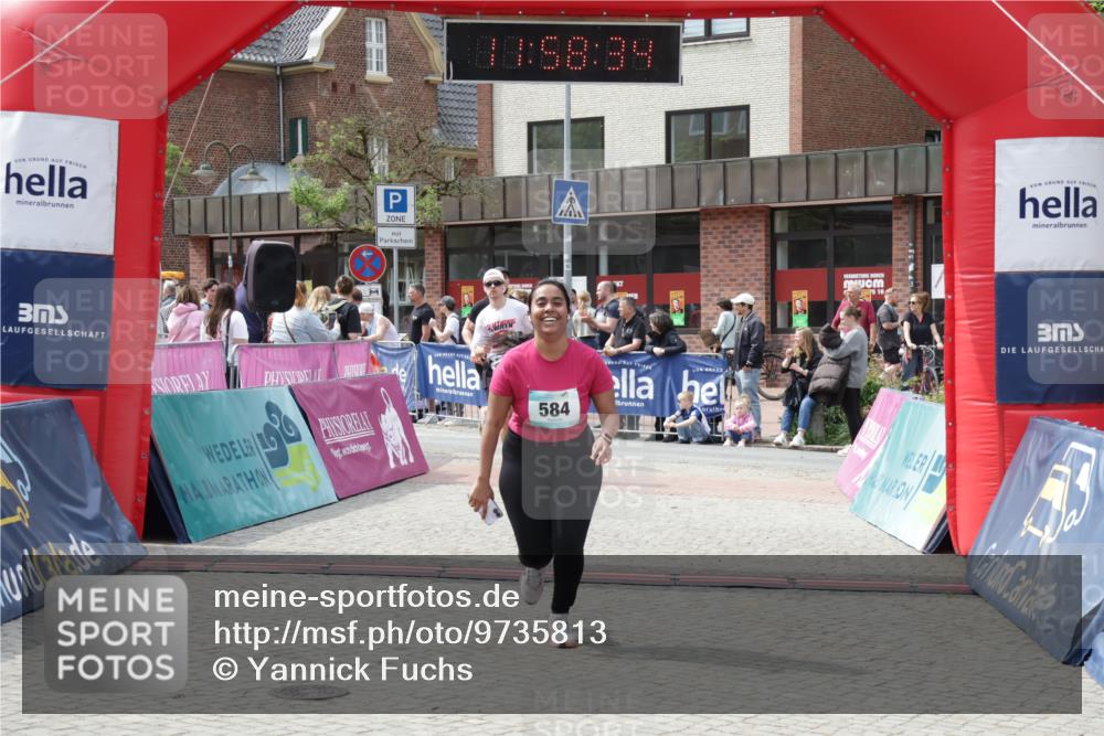 10.05.2026 - 8. Wedeler Halbmarathon Yannick Fuchs http://msf.ph/oto/9735813 10.05.2026 11:58:32 Ziel 77, 584, 879, 2131 meine-sportfotos.de
