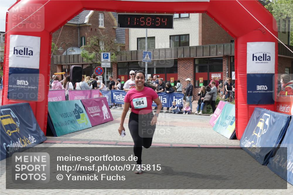 10.05.2026 - 8. Wedeler Halbmarathon Yannick Fuchs http://msf.ph/oto/9735815 10.05.2026 11:58:32 Ziel 77, 584, 879, 2131 meine-sportfotos.de